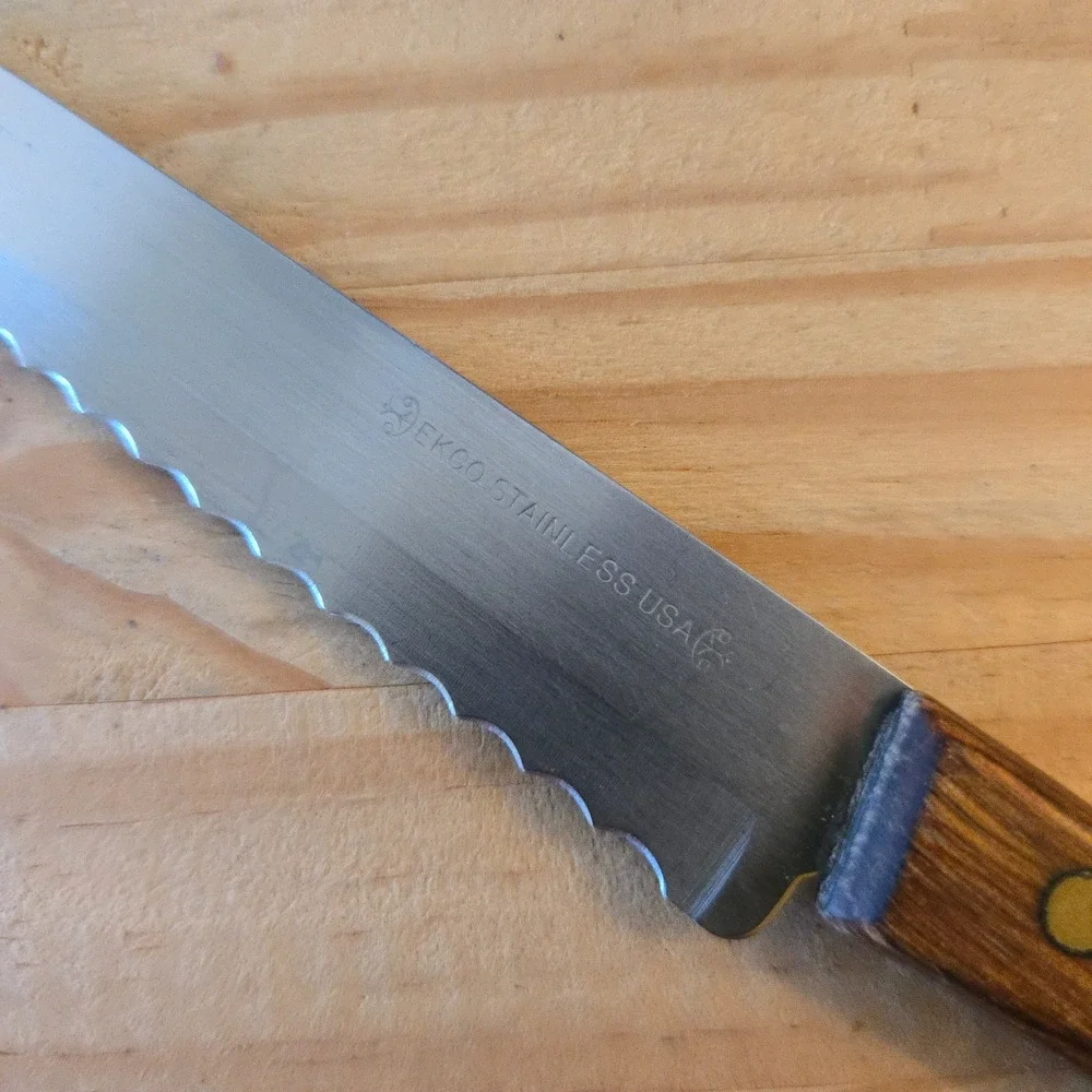 VTG Ekco Serrated Kitchen Knife 9.5
